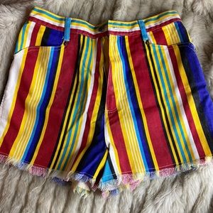Vintage Bonjour rainbow shorts ✨